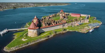 В крепость Орешек