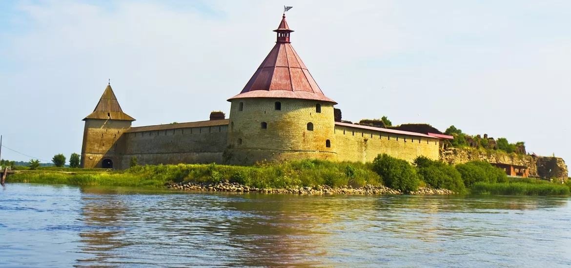 Cruise excursion to Oreshek fortress - Photo №1