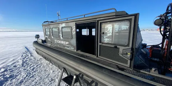 Экскурсия-круиз по фортам Кронштадта на аэролодке