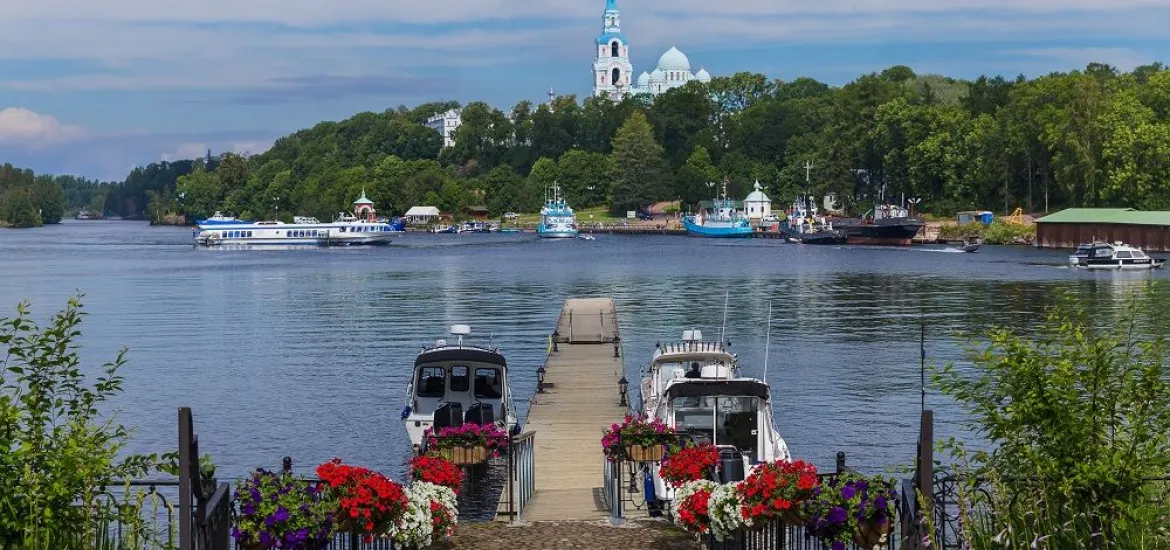 Святой остров Валаам и Ладожские шхеры на катере - Фото №1