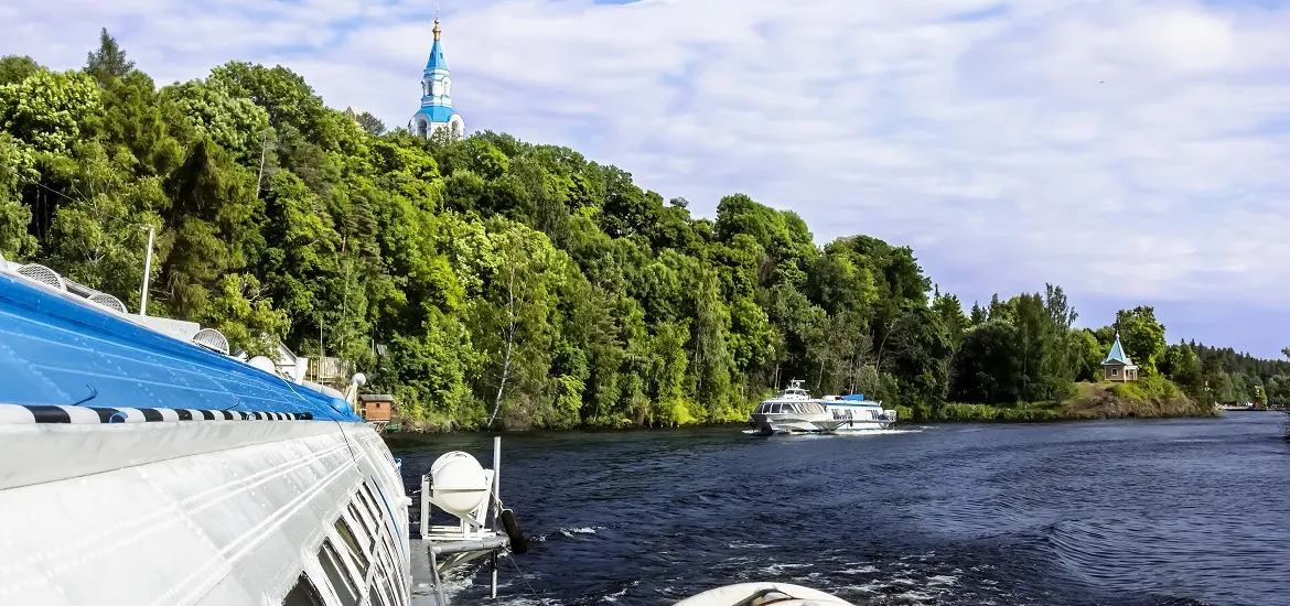 One day hydrofoil tour to Valaam - Photo №1