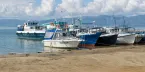Байкал, прогулочные катера в порту поселка Хужир