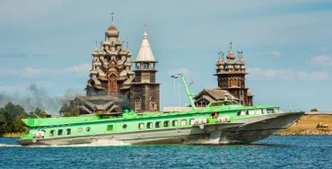 Комета на остров Кижи и обратно