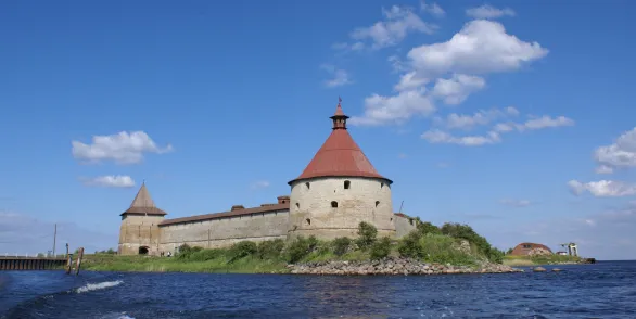 Экскурсия-круиз в крепость Орешек