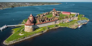 В крепость Орешек