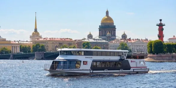 Прогулка по Неве на электросудне