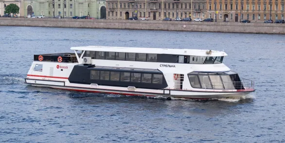 Завтрак на Неве на электросудне